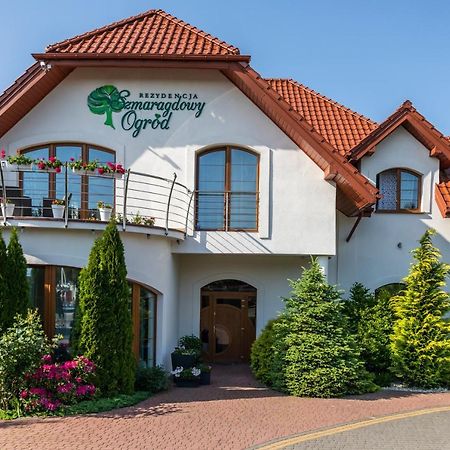 Rezydencja Szmaragdowy Ogrod Konstantynów Łódzki Buitenkant foto