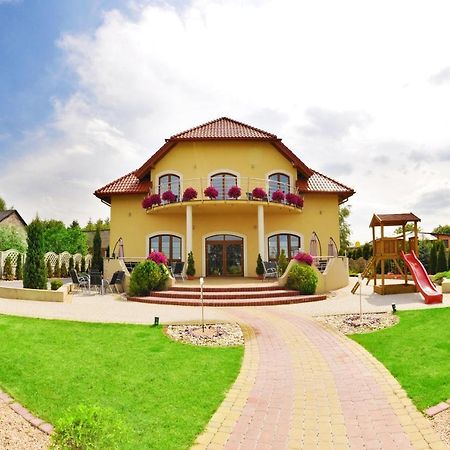 Rezydencja Szmaragdowy Ogrod Konstantynów Łódzki Buitenkant foto